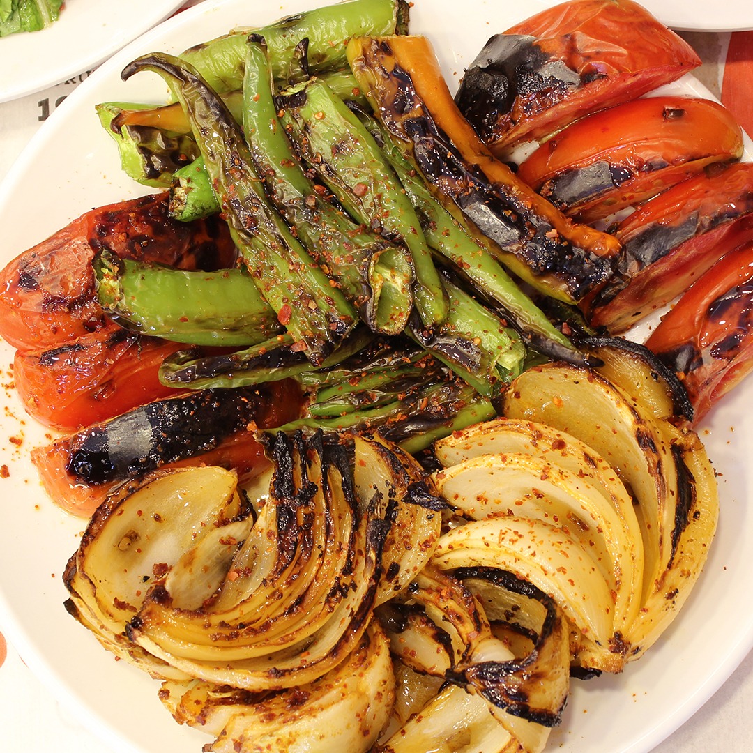 Közde Biber-Soğan-Domates